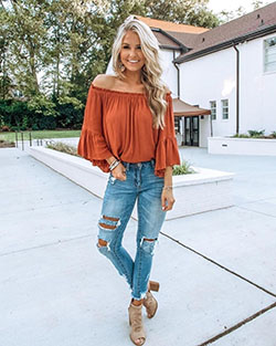 Turquoise and orange clothing ideas with denim, jeans: Street Style,  Ripped Jeans  