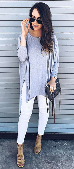 White colour outfit ideas 2020 with jean jacket, sweatpant, leggings: Ripped Jeans,  Jean jacket,  Street Style  