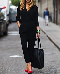 Black jumpsuit with red shoes: Black Outfit,  Street Style,  Black And Red Outfit,  High Heeled Shoe  