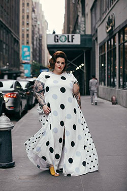 Tess holliday street style plus size model, black and white: Street Style,  Polka dot,  White Outfit,  Date Outfits,  Tess Holliday,  Black And White  