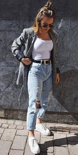 White colour outfit, you must try with mom jeans, trousers, crop top: Crop top,  Mom jeans,  T-Shirt Outfit,  Sports shoes,  Street Style,  Casual Outfits,  Comfy Outfit Ideas  
