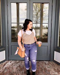 Yellow style outfit with jean jacket, mom jeans, leggings: T-Shirt Outfit,  Date Outfits,  Street Style,  yellow outfit  
