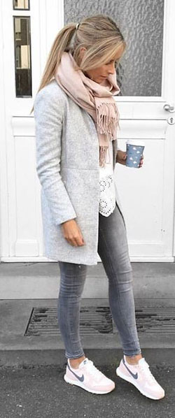 White and pink jeans, girls instagram photos, Outerwear: Spring Outfits,  White And Pink Outfit  