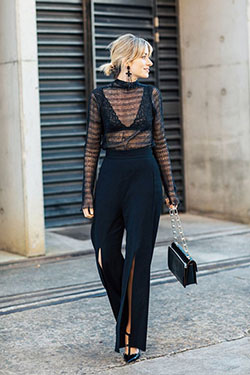 Bralette con camisa transparente see through clothing, street fashion: Black Outfit,  Crop top,  T-Shirt Outfit,  Street Style,  Bralette Outfits,  Bralette Top  