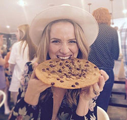 Shantel VanSanten, baked goods, dessert, stollen: Shantel VanSanten  