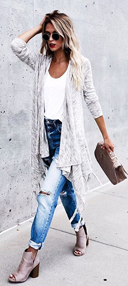 Outfit women grey cardigan, street fashion, boho chic: Casual Outfits,  Street Style,  Boho Chic,  Cardigan,  Cardigan Jeans  