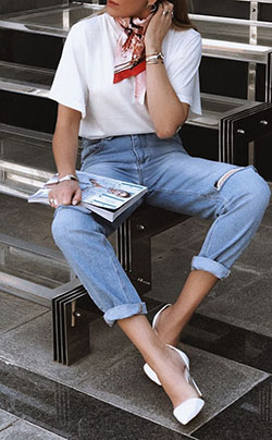 Summer outfit 2018 pinterest ideas high heeled shoe, casual wear: Casual Outfits,  Mom jeans,  T-Shirt Outfit,  High Heeled Shoe  
