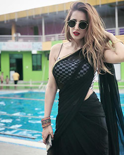 Cute Indian Girl In Black Saree And Black Sunglasses: Hot Girls In Saree  