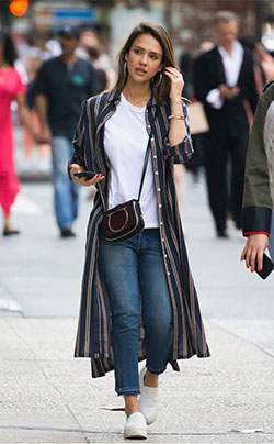 Outfit blusa negra manga larga | Classy Fashion | Classy Fashion, Street  fashion,