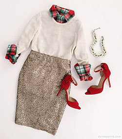 Cute christmas outfit ideas, christmas day: Christmas Day,  White And Red Outfit  