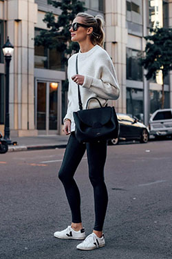 Colour ideas leather leggings outfit black and white, artificial leather: White Outfit,  Artificial leather,  Street Style,  Travel Outfits,  Black And White,  Leather Leggings  