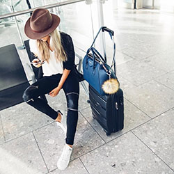 Instagram dress travelling airport inspo, inspiration airport, adventure travel, street fashion: Street Style,  Airport Outfit Ideas  