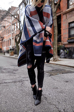 Colour outfit, you must try with tartan, jeans, coat: Polar fleece,  Street Style,  Plaid Outfits  