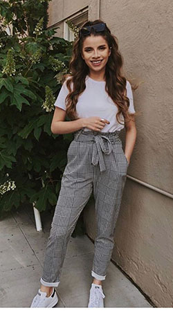 Plaid pants with white top: fashion model,  Boho Chic,  Tweed Pants,  Checked Trousers  