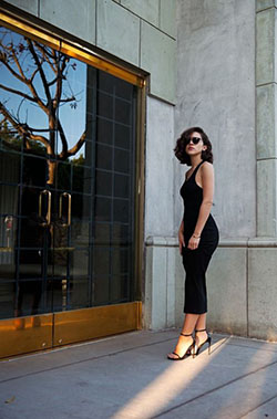 Black dress and sandals outfit: Bodycon dress,  Street Style,  Little Black Dress  