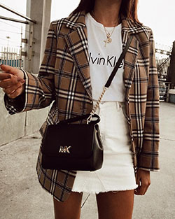 Dresses ideas chic school outfits, street fashion, t shirt: T-Shirt Outfit,  Street Style,  Black And White Outfit  