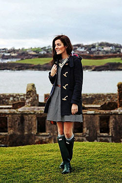 Classy girls wear pearls hunter boots: Wellington boot,  Street Style,  Boot Outfits  