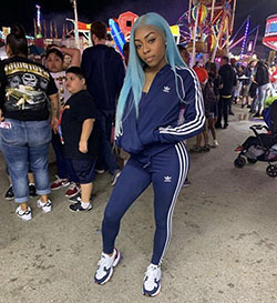Electric blue and cobalt blue outfit ideas with sportswear, tracksuit, trousers: Cobalt blue,  Electric blue,  Street Style,  Electric Blue And Cobalt Blue Outfit,  Girls Tomboy Outfits,  Sports Pants  