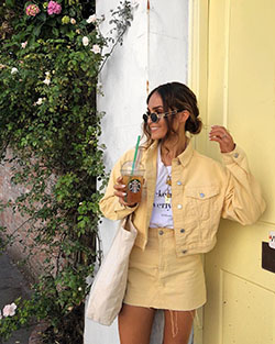 Yellow and white colour outfit with capri pants, crop top, trousers: Crop top,  Capri pants,  Street Style,  Yellow And White Outfit,  T-Shirt Outfit  