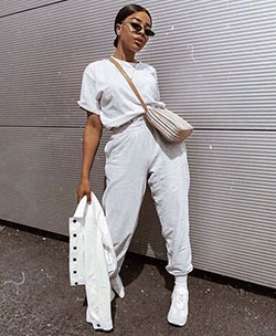 White style outfit with sweater: Fashion photography,  fashion model,  T-Shirt Outfit,  White Outfit,  Street Style,  Loungewear Dresses  