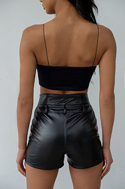 Tight high waist faux leather shorts: Black Outfit,  Artificial leather,  Leather Shorts  