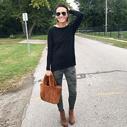 Brown outfit Pinterest with leggings, trousers, shorts: T-Shirt Outfit,  Camo Pants,  Street Style,  Brown Outfit  