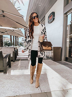 Black and white colour combination with shorts, blazer, jeans: Street Style,  Black And White Outfit,  Cardigan Outfits 2020  
