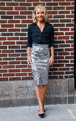Colour outfit kelly ripa outfit little black dress, black and white: Crop top,  Pencil skirt,  Sequin Skirts,  Street Style,  Black And White  