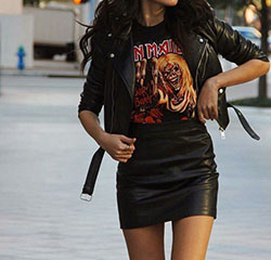 Black clothing ideas with leather jacket, miniskirt, leather: T-Shirt Outfit,  Black Outfit,  Street Style  