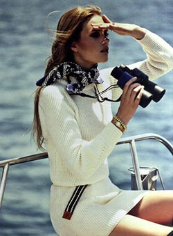 Colour combination sailing outfit women, italian fashion, clothing sizes, street fashion, photo shoot, boat shoe: Clothing Ideas,  Boat shoe,  Street Style,  Boating Outfits  