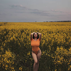 Louisa Khovanski photography ideas, people in nature, mustard plant: Louisa Khovanski Hot,  Louisa Khovanski Instagram  