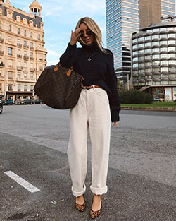 Colour outfit slouchy jeans look twinset slouchy jeans, kendall + kylie: fashion blogger,  Kendall + Kylie,  Street Style,  Brown And White Outfit,  Twinset Slouchy Jeans,  Slouchy Pants  