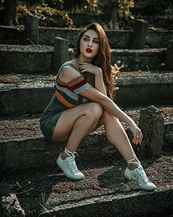 Louisa Khovanski photoshoot ideas, legs picture, Natural Lipstick: Long hair,  Hot Model,  Cute Instagram Girls,  Louisa Khovanski Hot,  Louisa Khovanski Instagram  