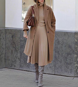 Attire zara pleated skirt, street fashion, fashion model, pleated skirt, trench coat: fashion model,  Skirt Outfits,  Trench coat,  Pleated Skirt,  Street Style,  Brown And Beige Outfit  