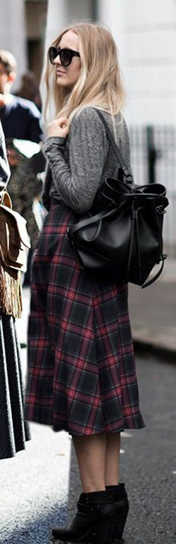 Colour outfit, you must try with miniskirt, tartan, coat: Street Style,  Plaid Outfits  