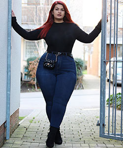 Electric blue and blue denim, jeans, legs photo: Electric blue,  Hot Plus Size Girls,  Electric Blue And Blue Outfit  