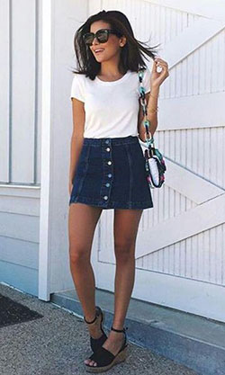 Cute outfits for a jean skirt: Denim skirt,  Street Style,  Black And White Outfit  