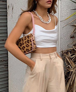 Beige and white attire ideas with vintage clothing, crop top, hoodie: Crop top,  fashion model,  Vintage clothing,  Long hair,  T-Shirt Outfit,  Street Style,  Beige And White Outfit,  Loungewear Dresses,  Bralette Crop Top  