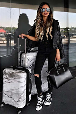 Outfit ideas airplane outfit ideas black and white, street fashion: White Outfit,  Airport Outfit Ideas,  Street Style,  Black And White  