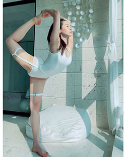 Sang A Yonini legs picture, ballet dancer, footwear: Sang A Yonini  