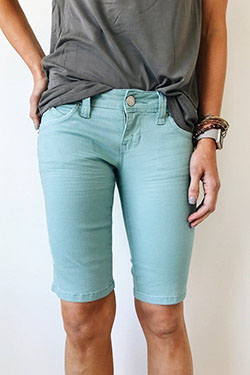 Womens knee length cute shorts: Bermuda shorts,  T-Shirt Outfit,  Capri pants,  Knee highs,  Turquoise And Aqua Outfit  
