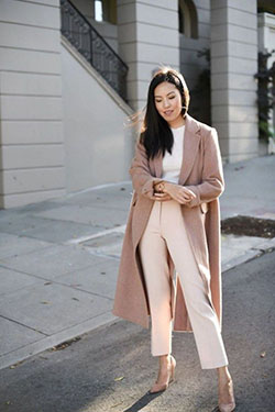 White and pink outfit ideas with business casual, trench coat, trousers, sweater: Smart casual,  Business casual,  fashion model,  Trench coat,  T-Shirt Outfit,  Street Style,  White And Pink Outfit,  Cardigan Outfits 2020,  Brown Trench Coat,  Wool Coat,  swing coat  