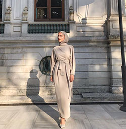 White colour outfit with: Fashion photography,  Islamic fashion,  fashion model,  Fashion week,  Street Style,  White And Beige Outfit,  Hijab  