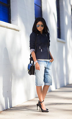 Cobalt blue and white outfit style with bermuda shorts, trousers, jacket: Bermuda shorts,  Cobalt blue,  Street Style,  Cobalt Blue And White Outfit,  Jeans Outfit  
