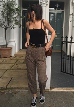 Brown colour outfit with vintage clothing, retro style, trousers: Fashion photography,  Vintage clothing,  Grunge fashion,  Retro style,  Brown Outfit,  Tweed Pants  