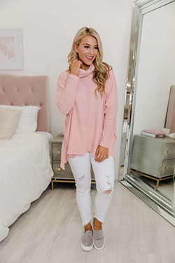 White and pink style outfit with pajamas, blouse: Casual Outfits,  White And Pink Outfit,  Legging Outfits  