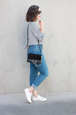White and blue colour outfit with mom jeans, trousers, denim: Mom jeans,  T-Shirt Outfit,  Street Style,  Travel Outfits,  White And Blue Outfit  