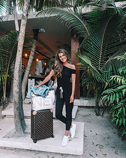 Outfit instagram tulum outfits night, street fashion, photo shoot: Street Style,  Airport Outfit Ideas  