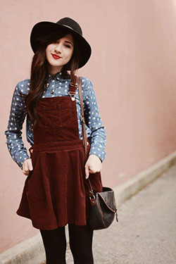 Outfits con pantis y overol: Fashion accessory,  Street Style,  Hipster Fashion,  Maroon And Brown Outfit,  Jumper Dress  