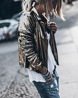 Colour outfit pailletten jacke mode, leather jacket, street fashion, jean jacket, t shirt: T-Shirt Outfit,  Sequin Dresses,  Street Style  